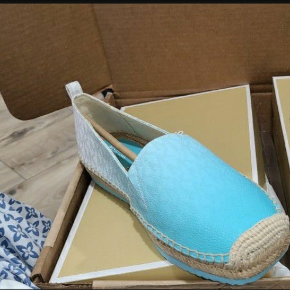 Michael Kors Flats/Loafers - Picture 4 of 4